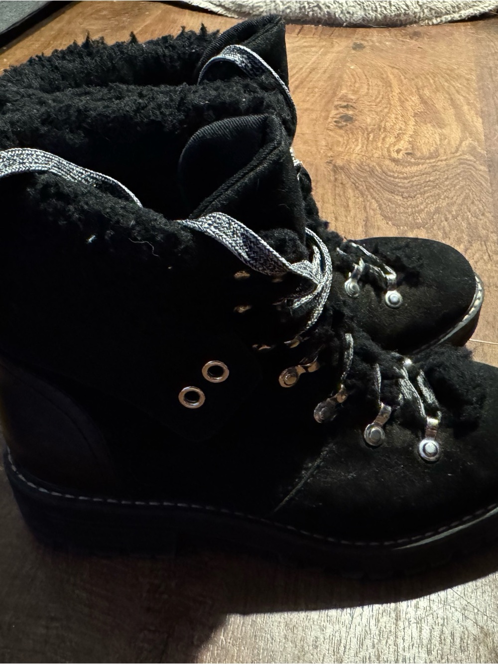 Black Faux Fur Winter Lace-Up Boots